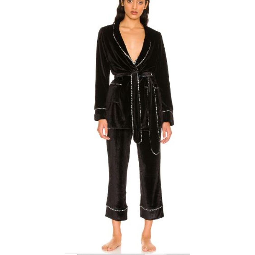 Plush Velvet luxe pajama set black Size SMALL NEW by REVOLVE